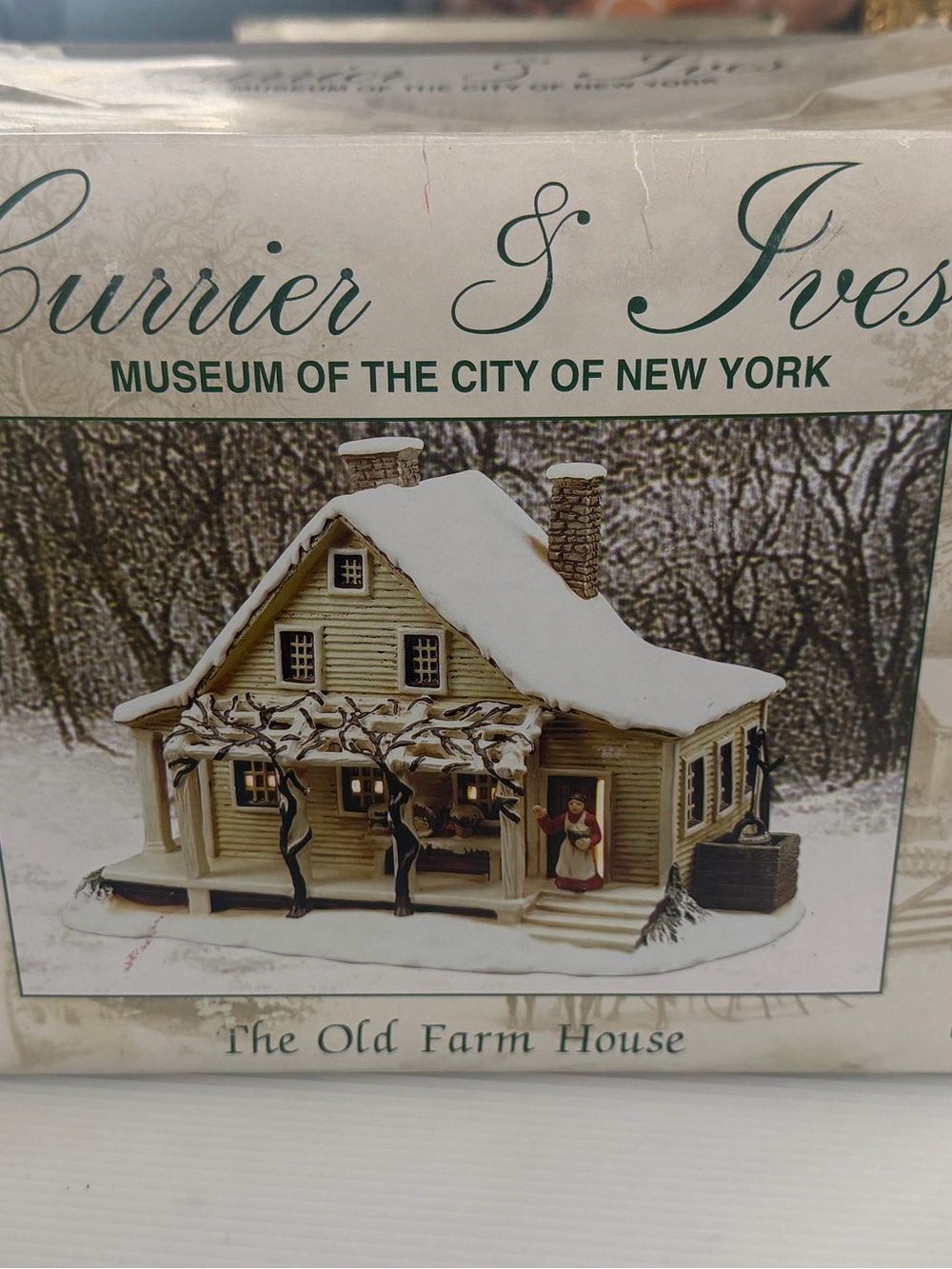 Currier & Ives 'The Old Farm House' Porcelain Village House - Cream & White